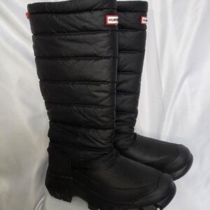 Hunter Intrepid Women's Quilted Black Winter Boots - Sz 9 (Like New)